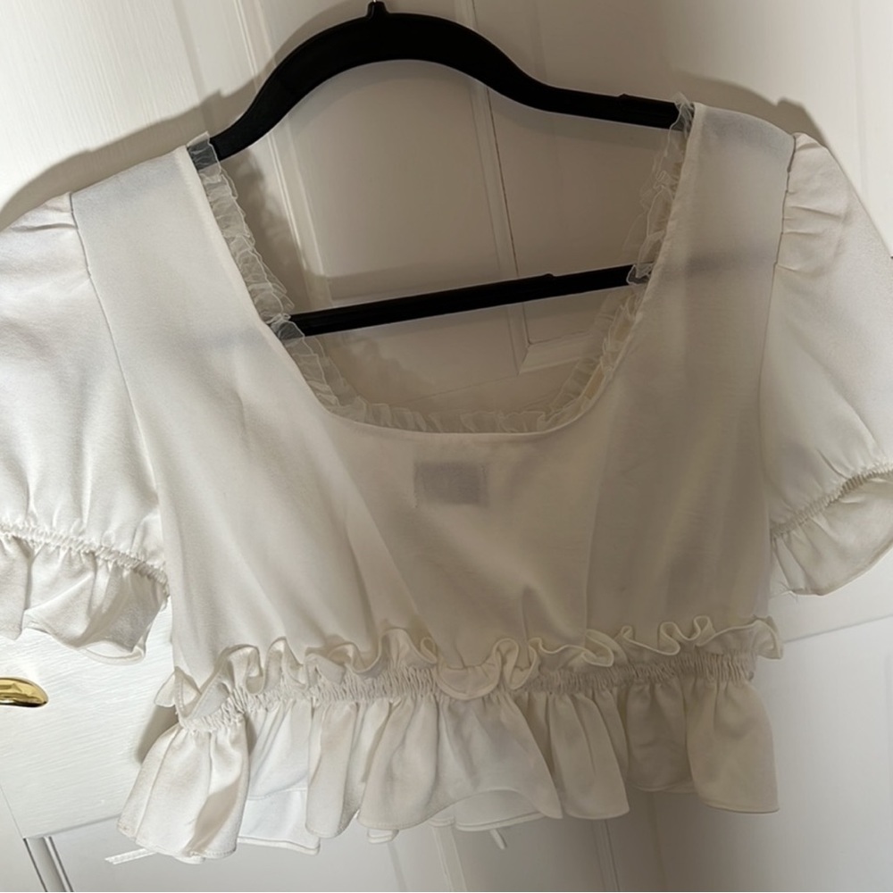 LIONESS WHITE RUFFLE CROP TOP - Picture 7 of 9
